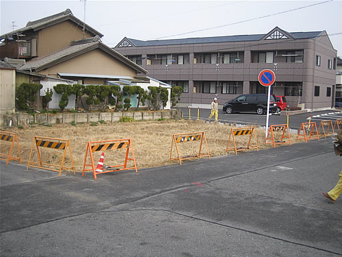 写真：愛西市駐車場造成　施工前